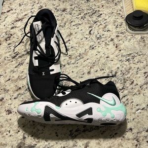 Men’s PG 6 Basketball Shoes